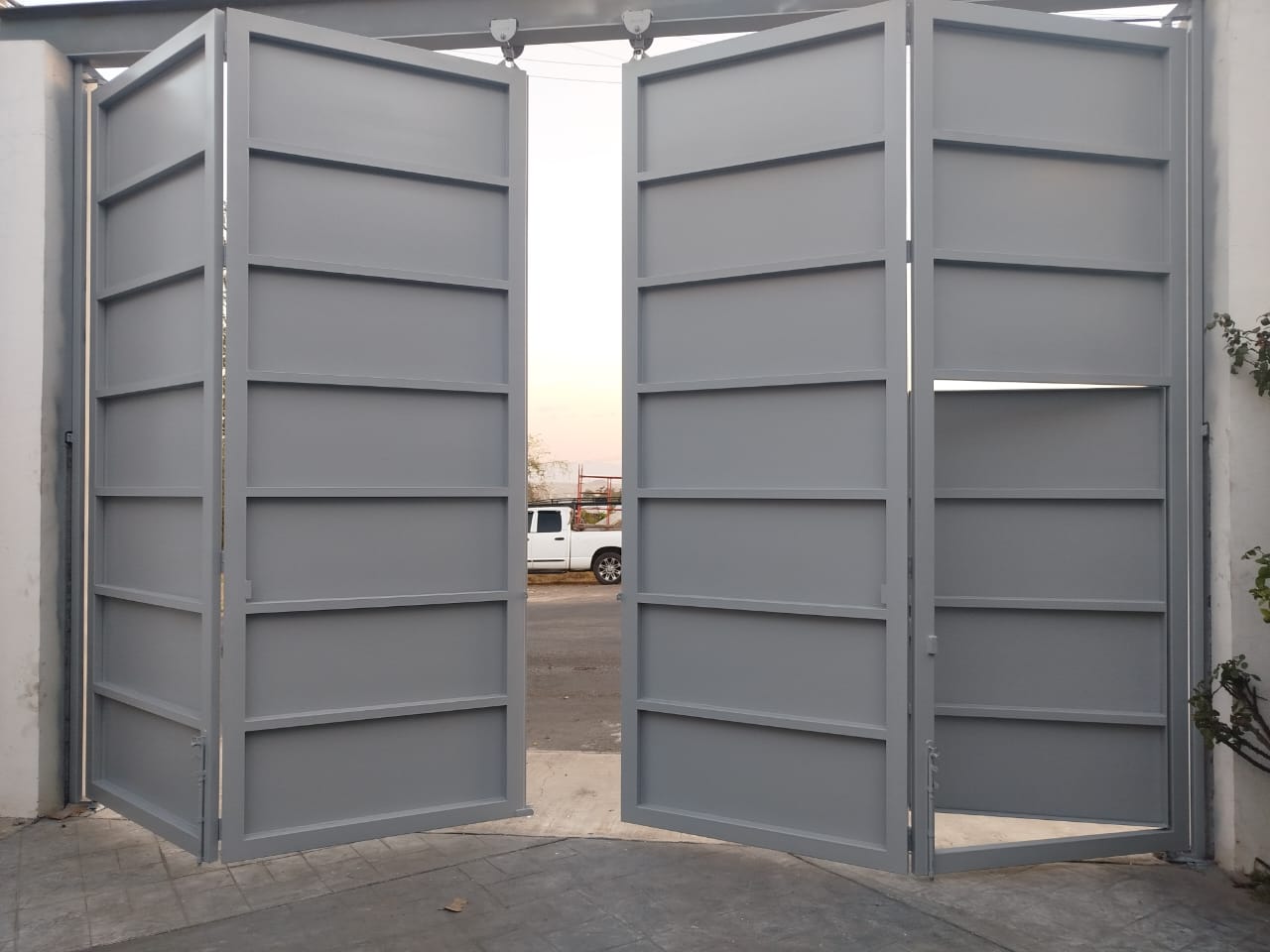 PUERTAS AUTOMATICAS 